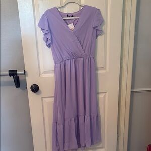 Elegant Lavender Midi Dress